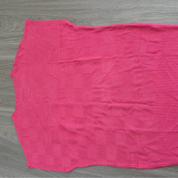 Women's Pink Knit Top - Picture 3 of 4